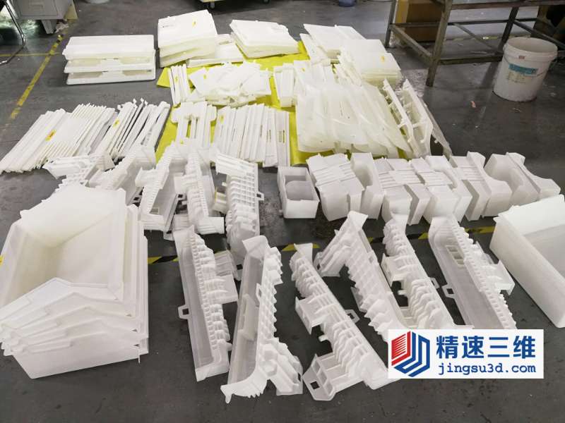 塑膠產(chǎn)品不用開模能小批量生產(chǎn)嗎？模具太貴了怎么解決？